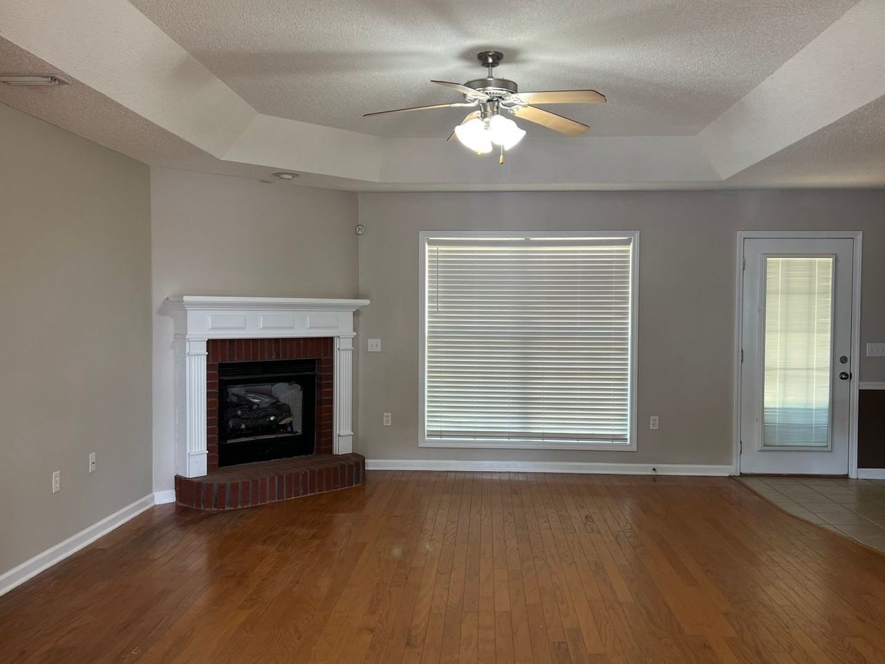 118 Sioux St - Photo 2 of 27