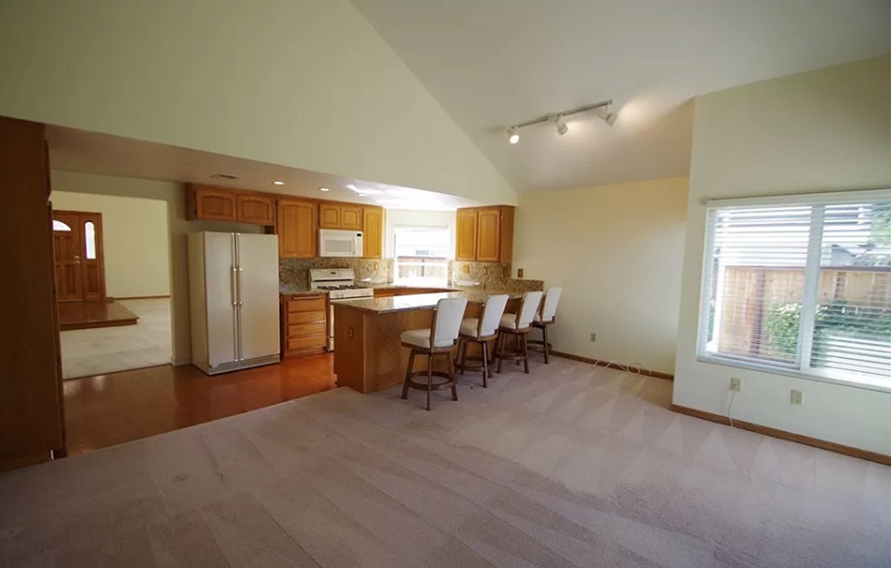 6797 Oak Forest Dr - Photo 4 of 18