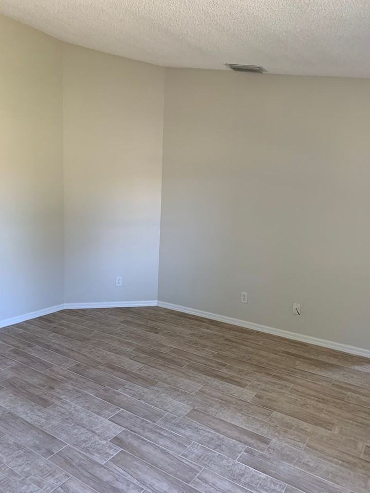 670 Benton Dr - Photo 7 of 34