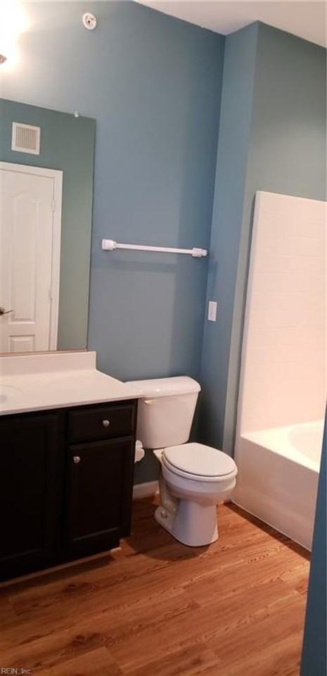 5212 Nuthall Dr #105 - Photo 6 of 11