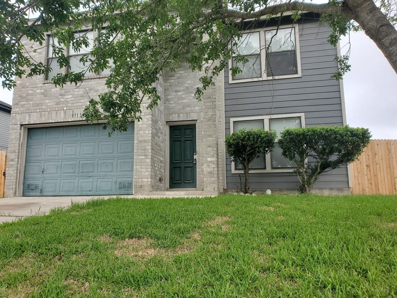 5715 Allbrook - Photo 2 of 19