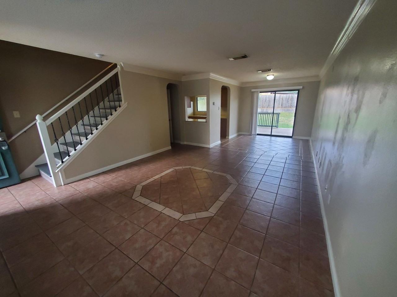 5715 Allbrook - Photo 4 of 19