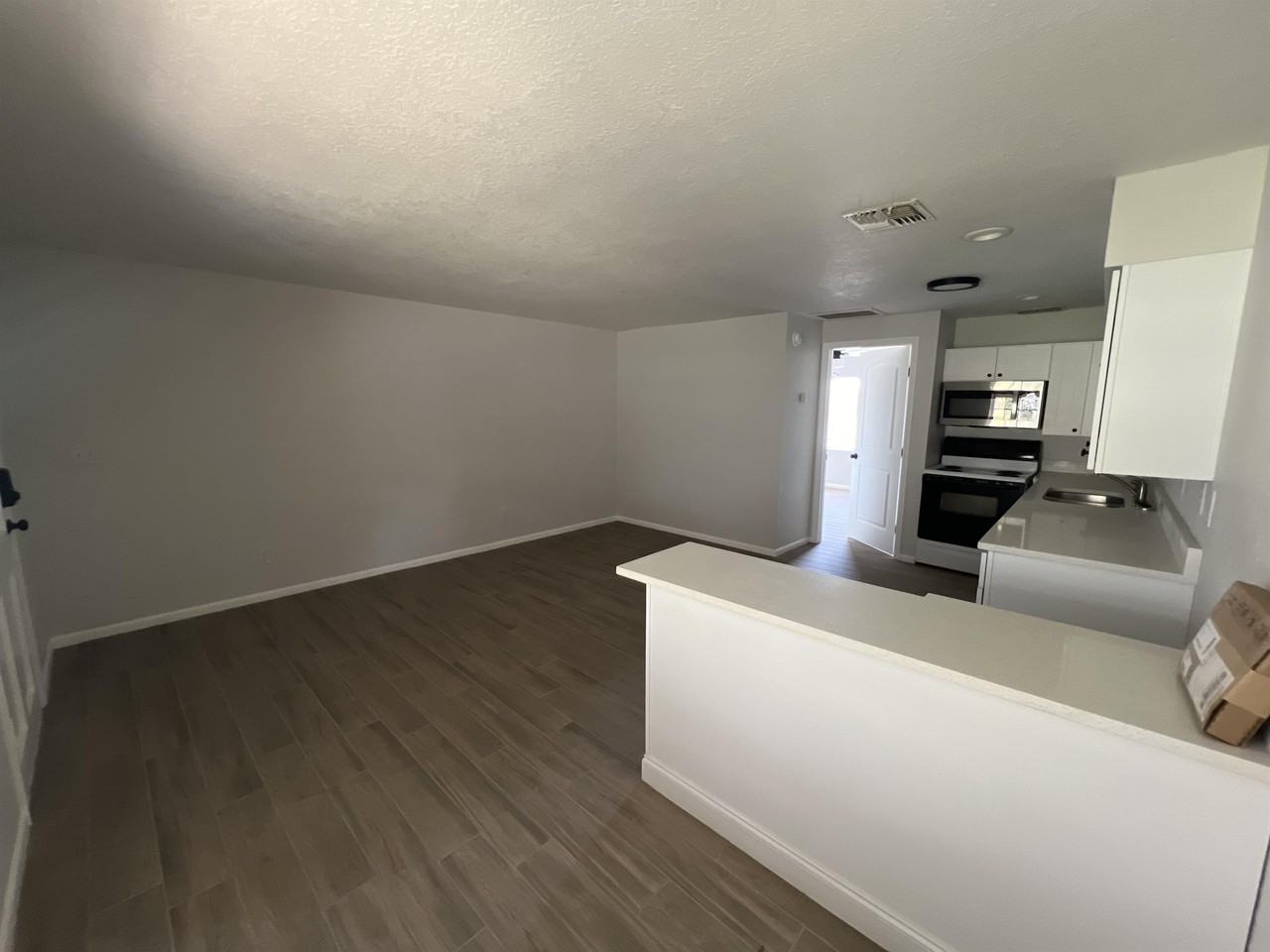 2309 K Ville Ave #2309 - Photo 4 of 11