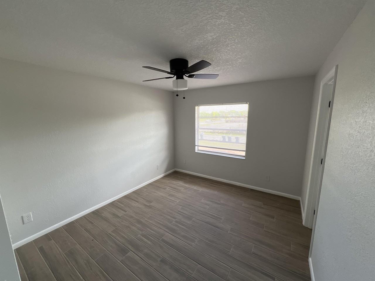 2309 K Ville Ave #2309 - Photo 5 of 11