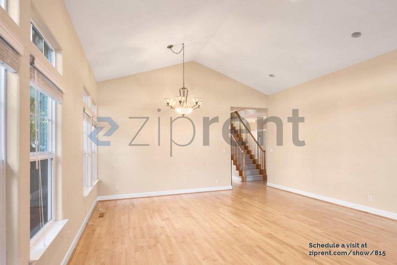 41 Church St - Photo 3 of 20