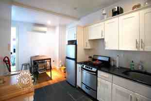 33 Montrose Ave #2R - Photo 1 of 1