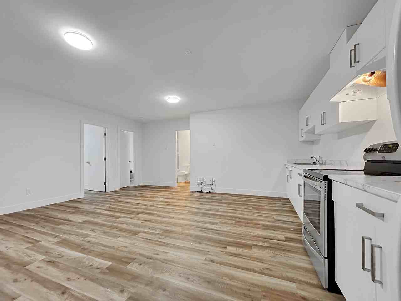 2675 140 Street - Photo 2 of 6