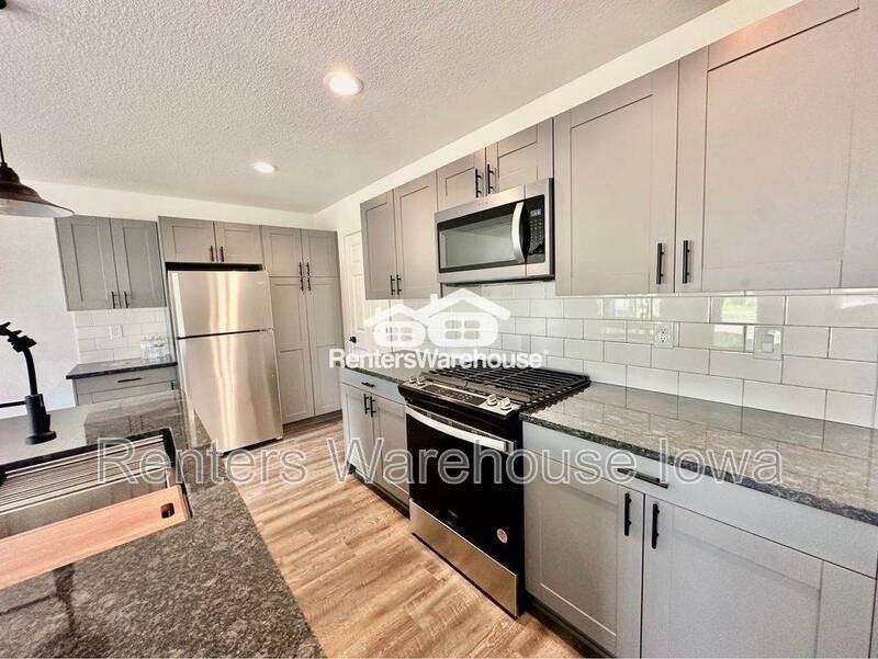 2105 Willis Ave - Photo 4 of 32