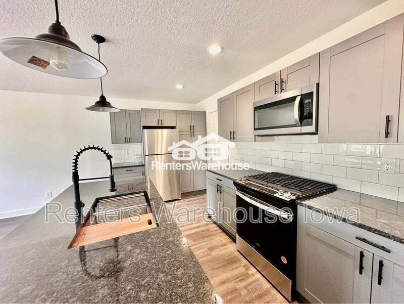 2107 Willis Ave - Photo 3 of 36