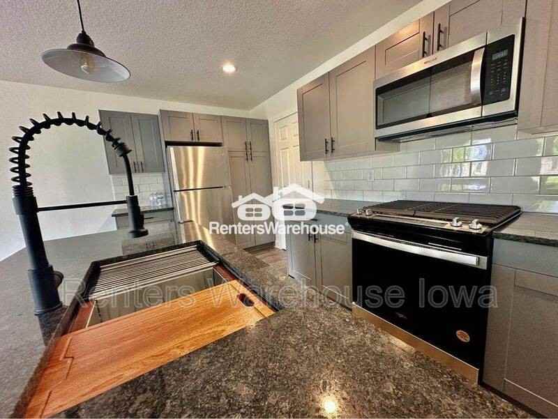 2109 Willis Ave - Photo 3 of 37