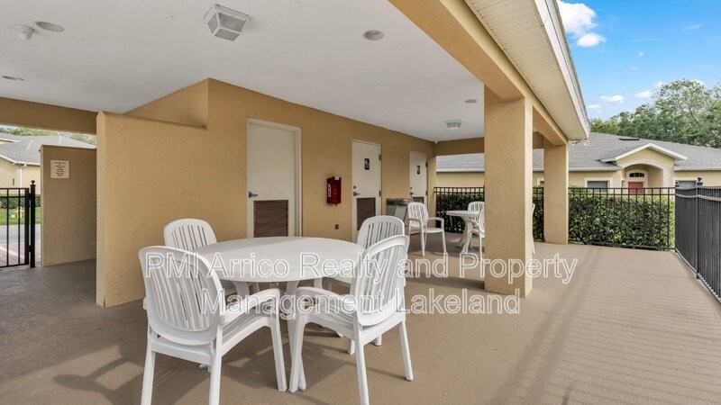 2740 Rutledge Ct - Photo 2 of 31