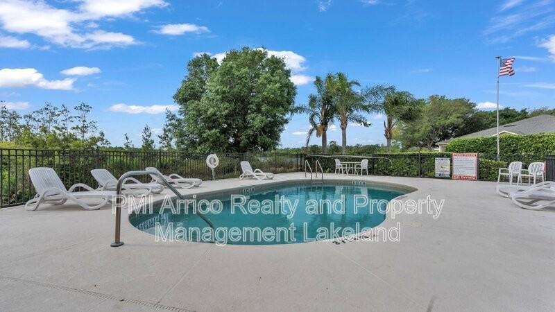 2740 Rutledge Ct - Photo 3 of 31