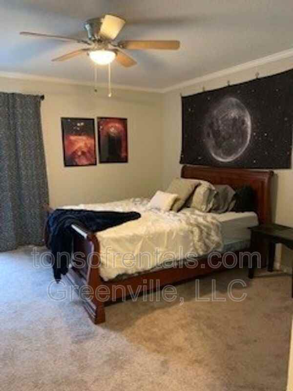 805 Stallings Rd #109 - Photo 7 of 19