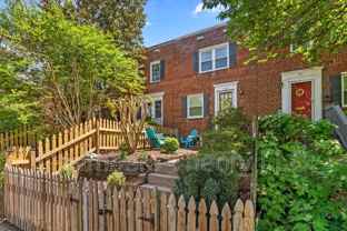 303 Mount Vernon Ave - Photo 1 of 1