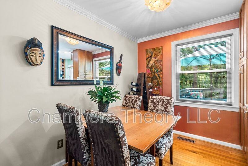 303 Mount Vernon Ave - Photo 7 of 32