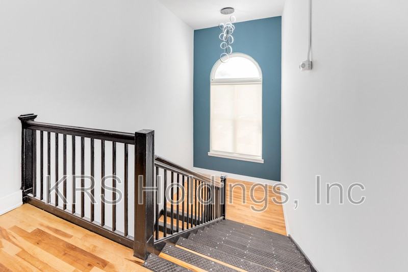 306 N Road St - Photo 5 of 5