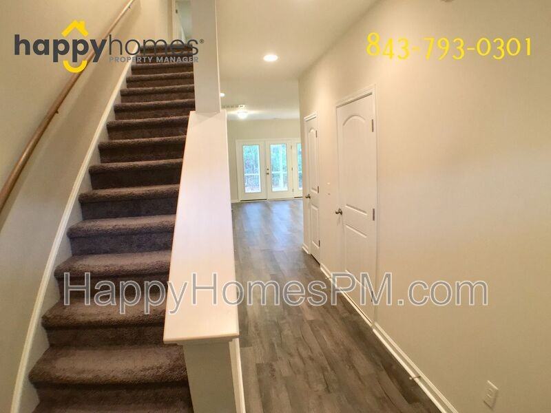 230 Buchanan Cir #1 - Photo 2 of 23