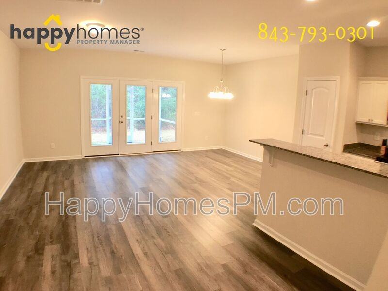 230 Buchanan Cir #1 - Photo 3 of 23