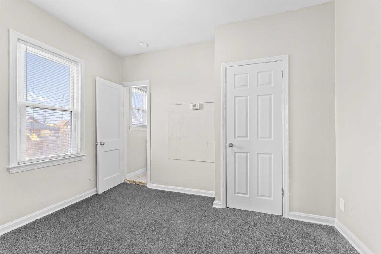 34 W. Cicotte St. *EPM* - Photo 6 of 8