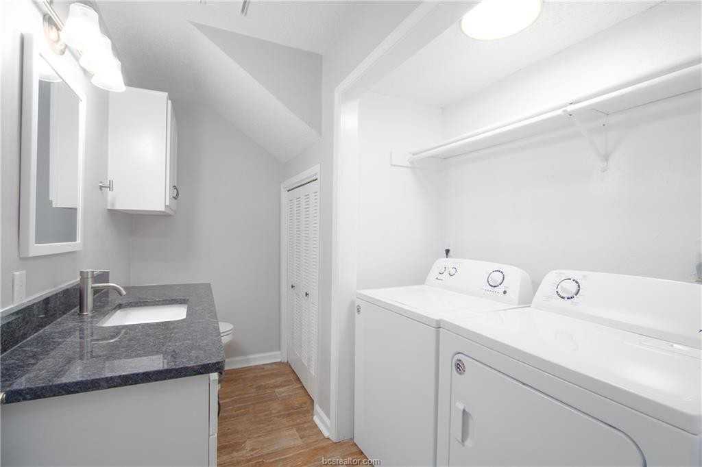 2320 Jaguar Drive - Photo 5 of 14