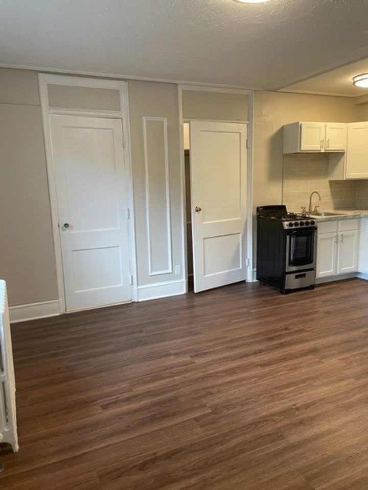 Normandie Apartments - Photo 5 of 12