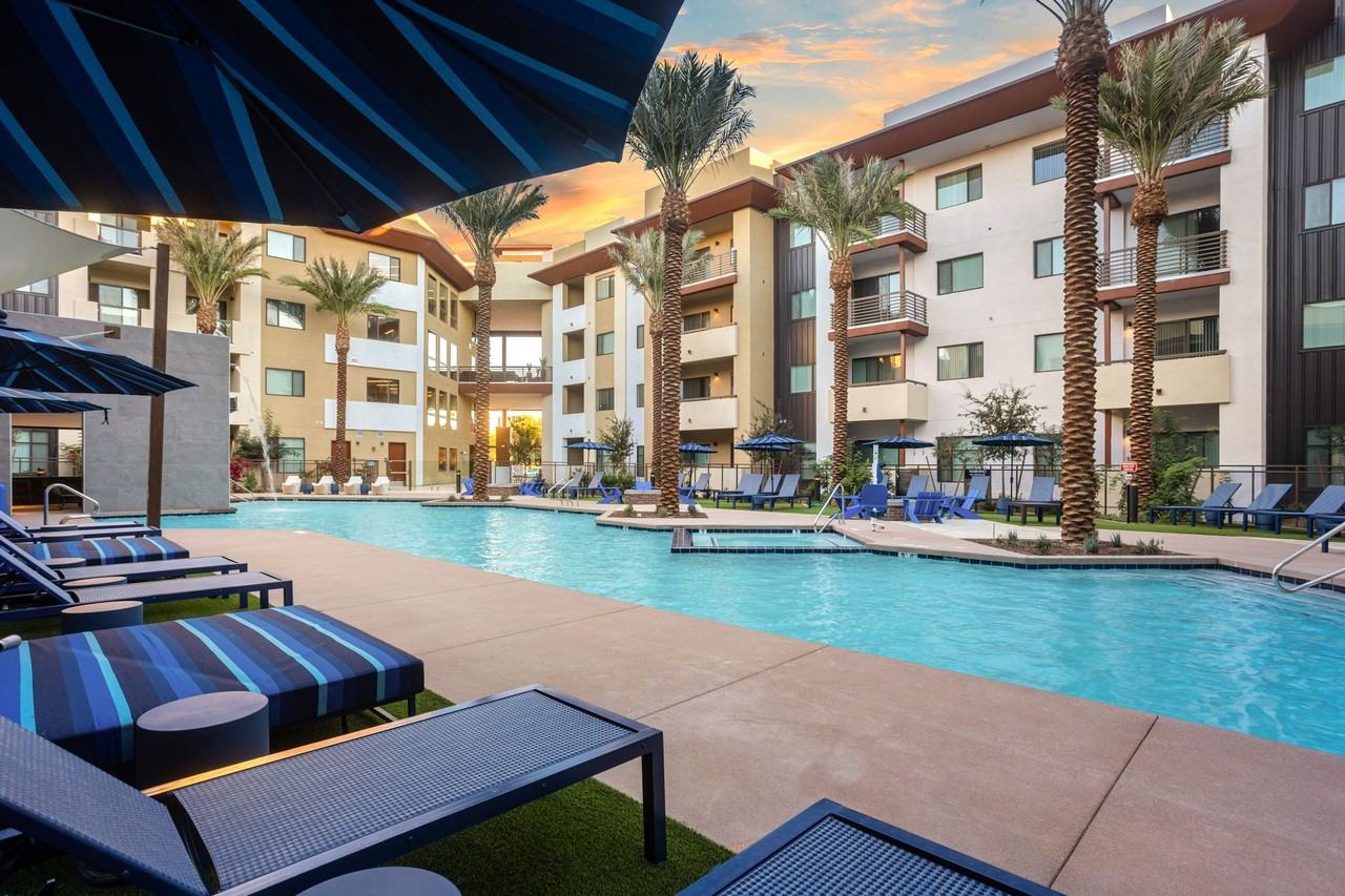 DC Heights Apartments - Photo 5 of 50