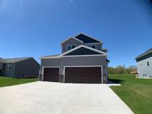 1360 Goldenwood Dr - Photo 1 of 1