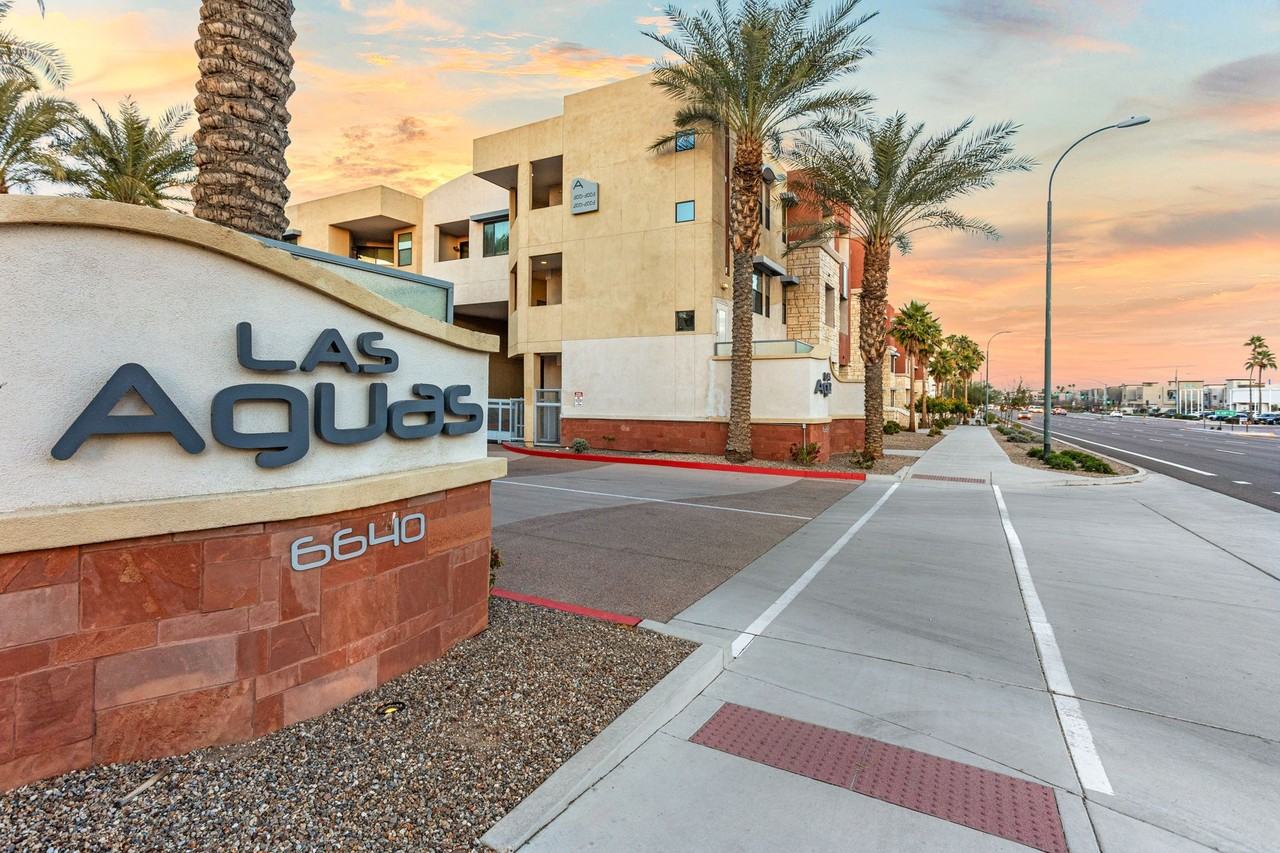 Las Aguas Apartments - Photo 5 of 50