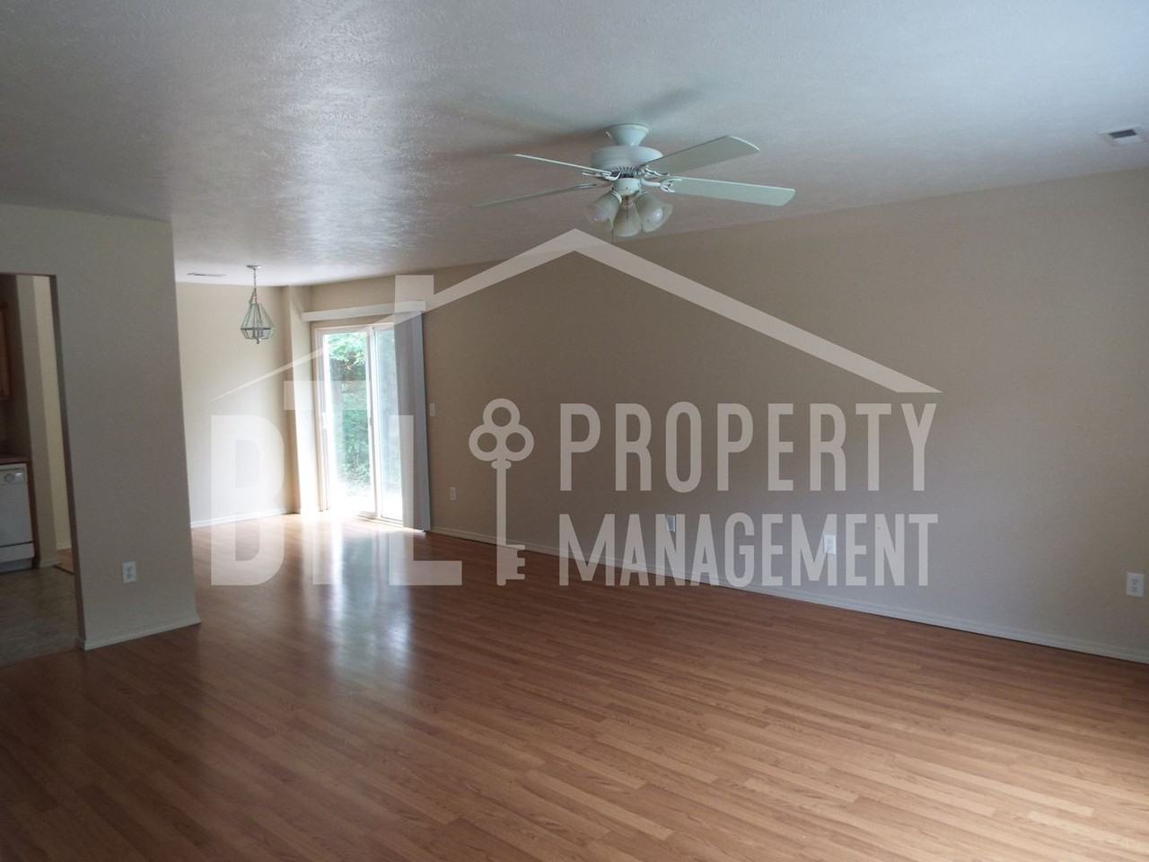5012 Orchard Ln - Photo 2 of 13