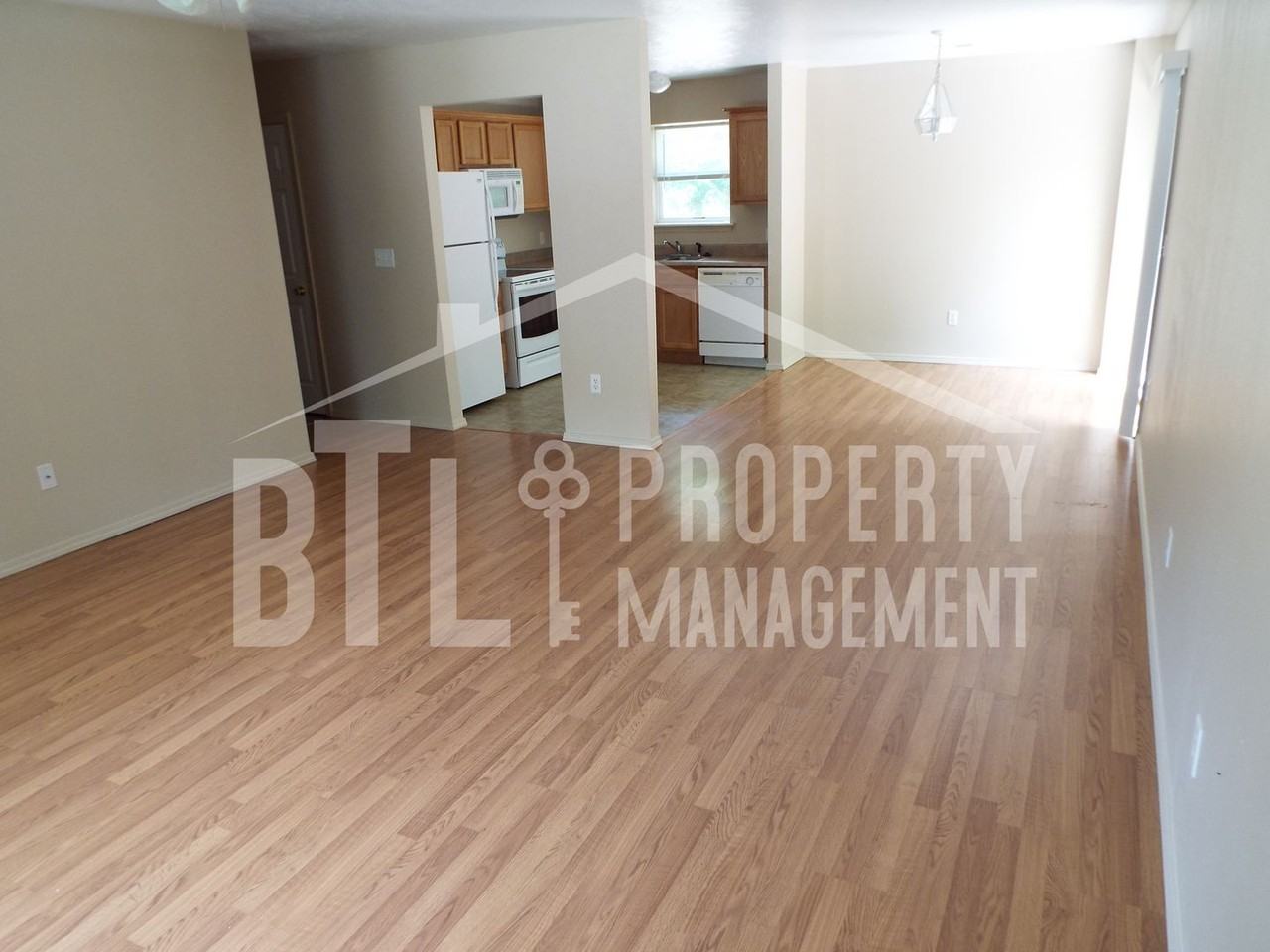 5012 Orchard Ln - Photo 3 of 13