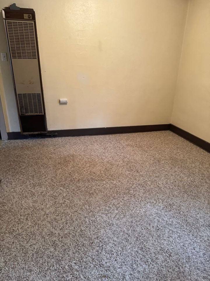 1027 N 7th Avenue - Photo 2 of 9