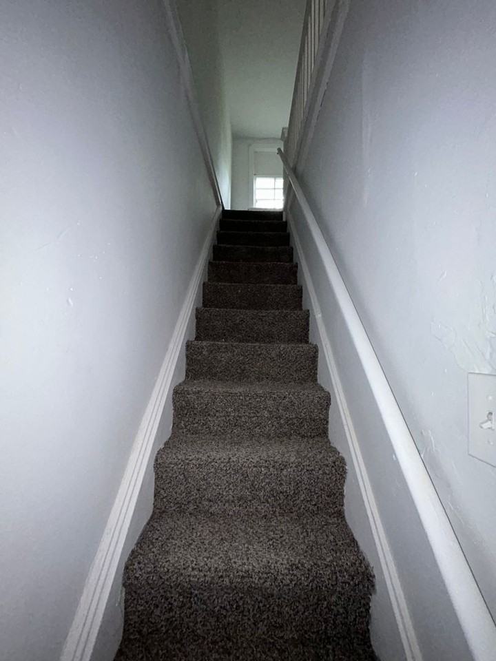 611 W State St - Photo 3 of 17