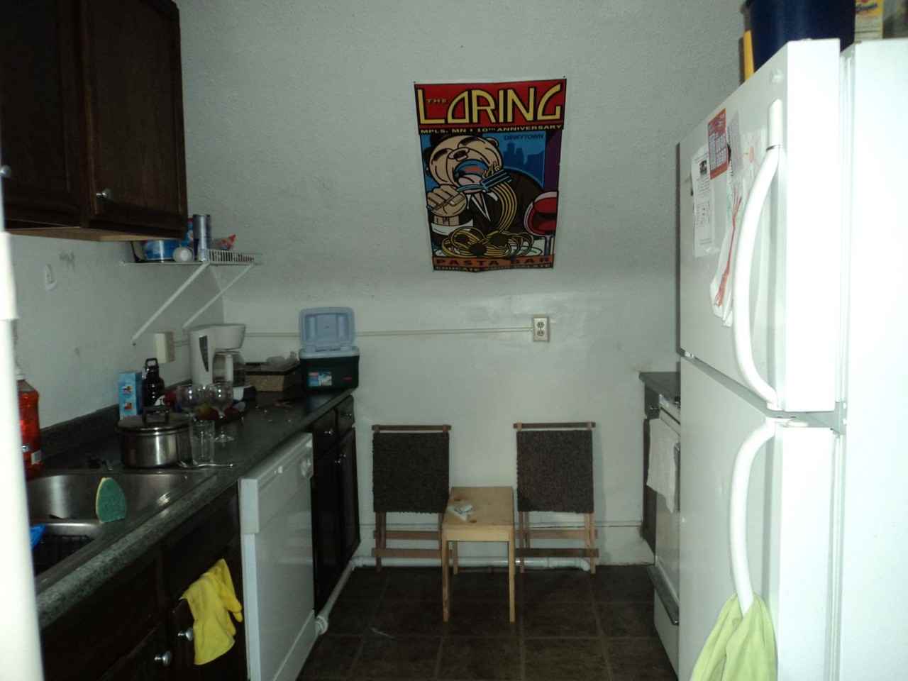 1057 15th Ave Se - Photo 2 of 9