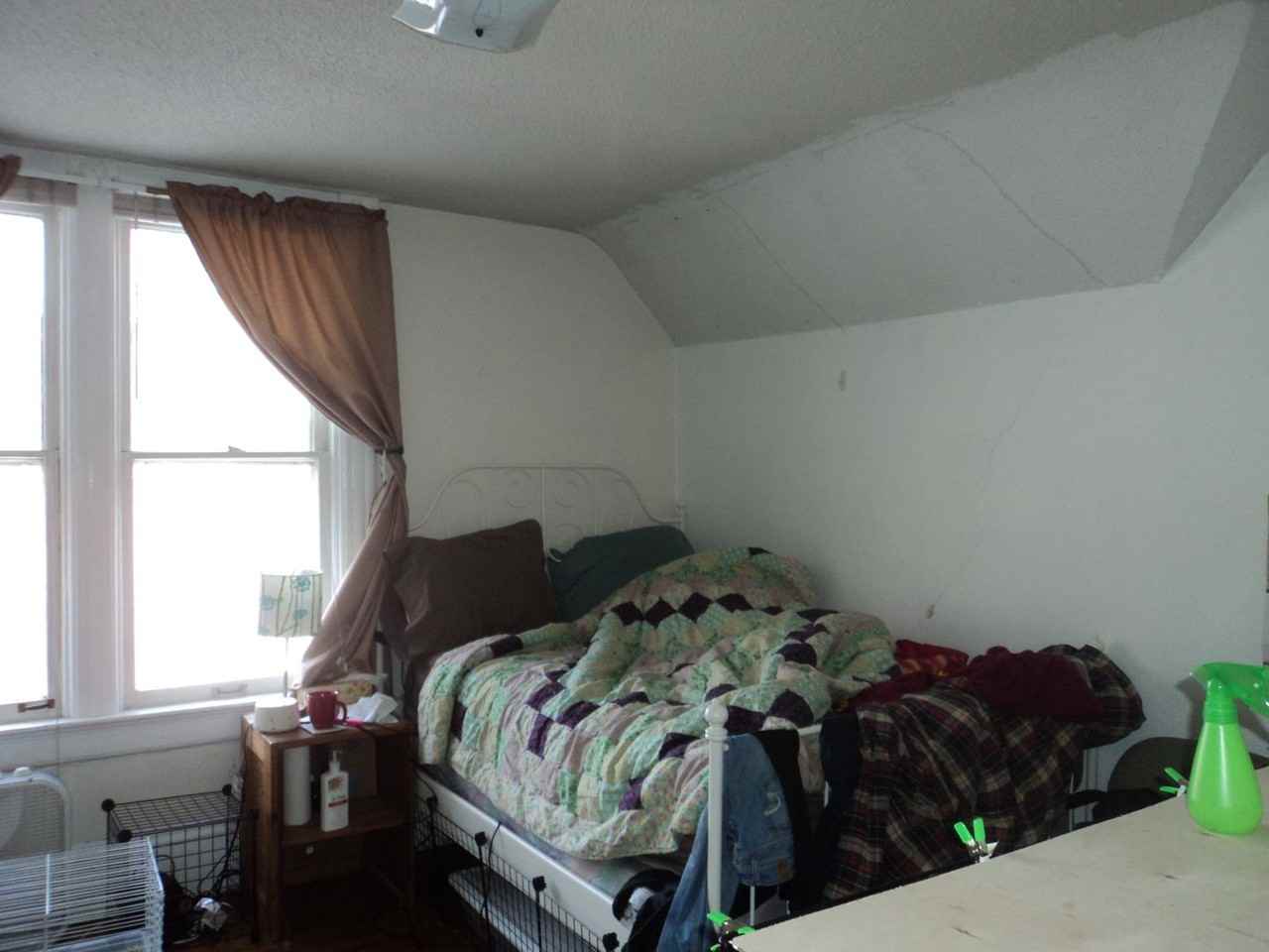 1057 15th Ave Se - Photo 4 of 9