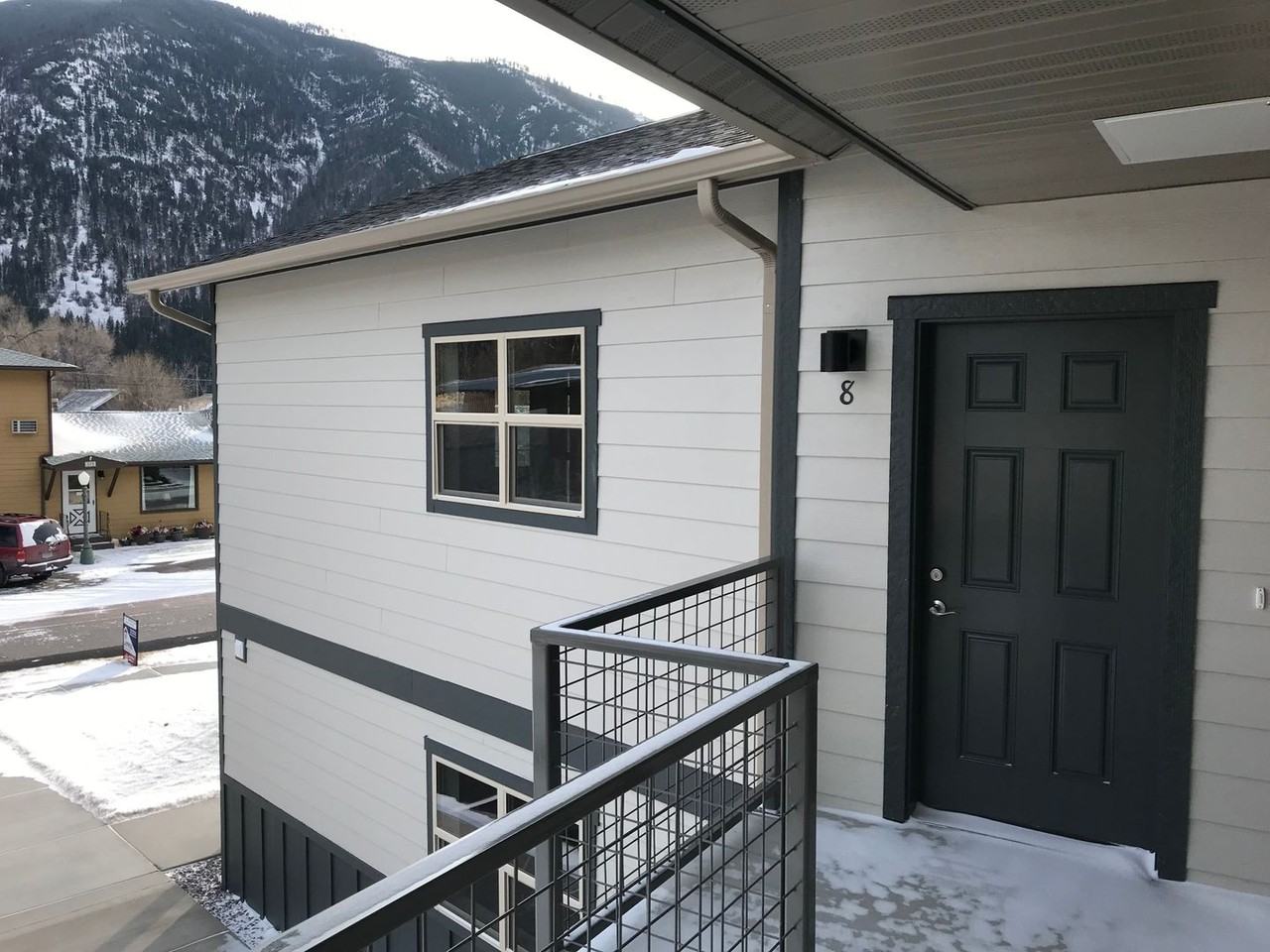 322 Minnesota Ave #8 - Photo 2 of 12