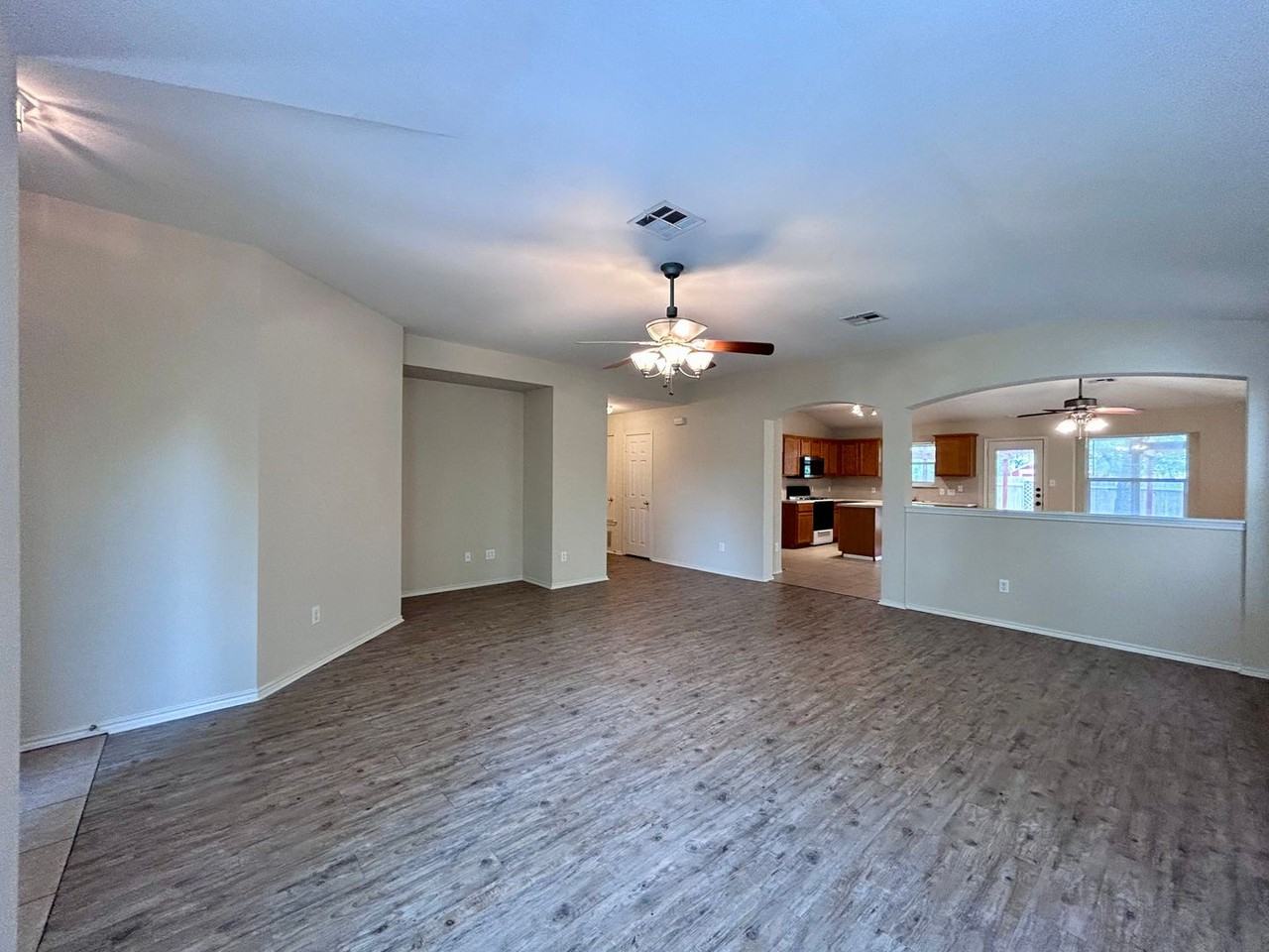 3268 Arroyo Bluff Ln - Photo 2 of 24