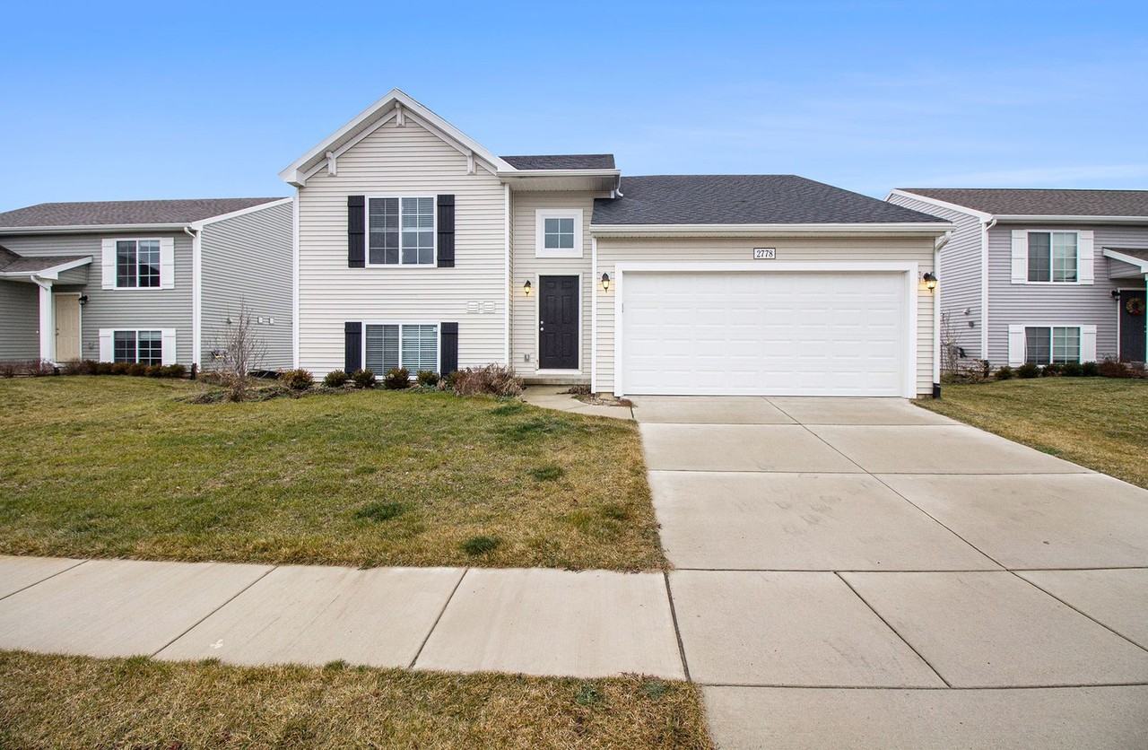 372 White Pine Ct - Photo 2 of 37