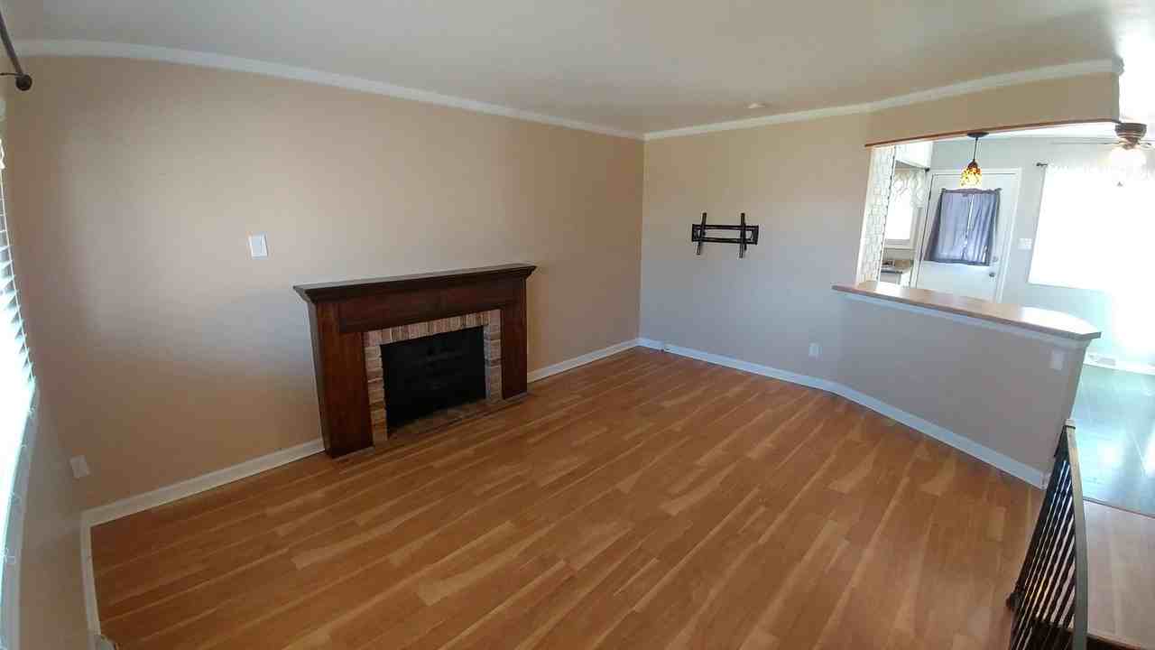 1948 Menomonee Ave - Photo 2 of 31
