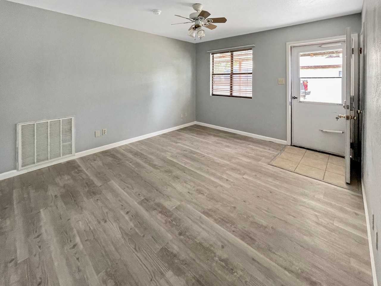 1517 N Breckon Dr - Photo 5 of 14
