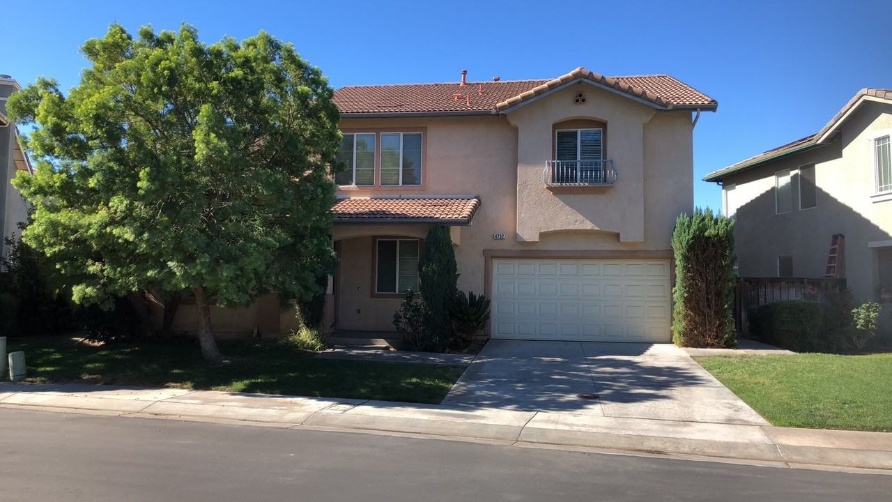 4732 Lakerun Ct - Photo 2 of 16