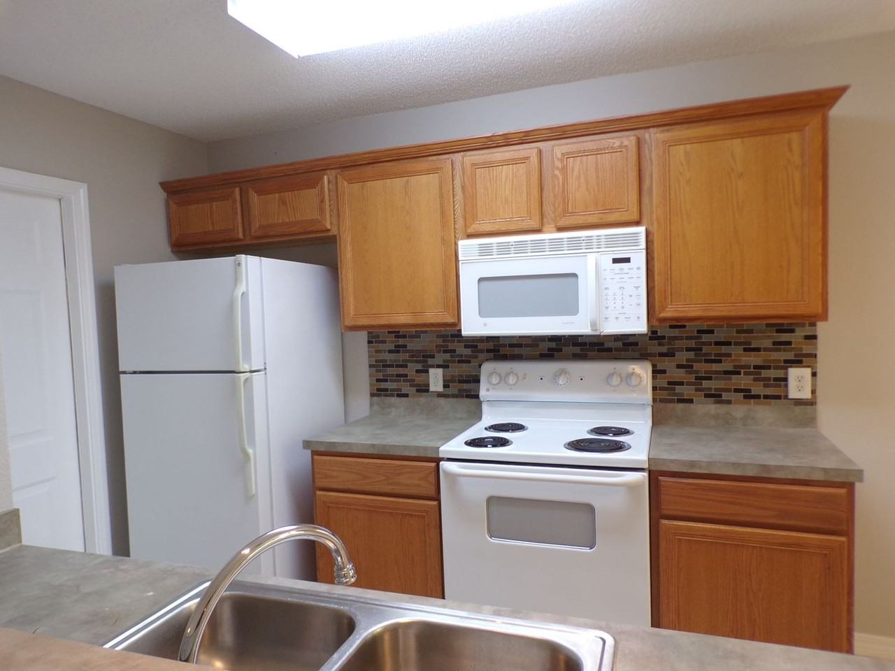 10608 Wilderness Ln - Photo 5 of 15