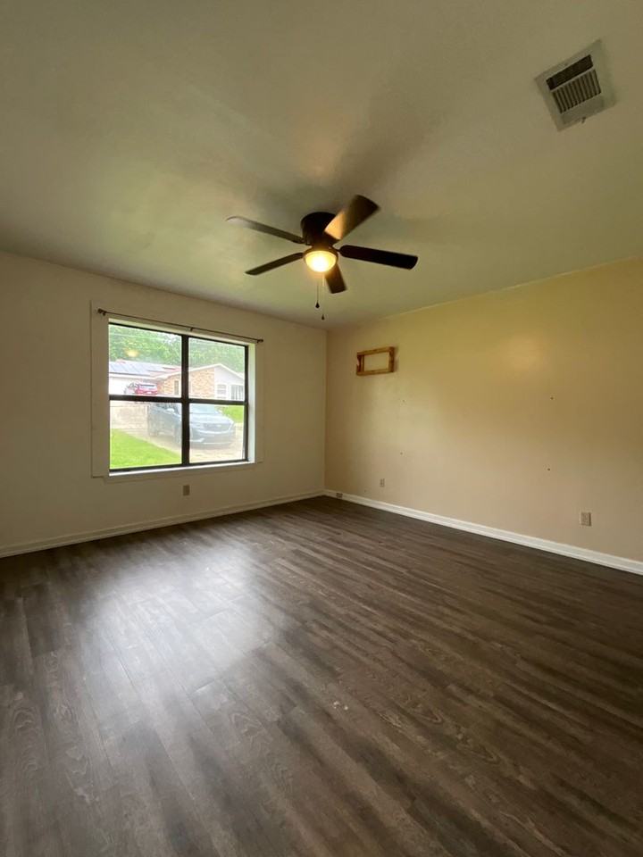 106 Burnley Dr - Photo 6 of 23