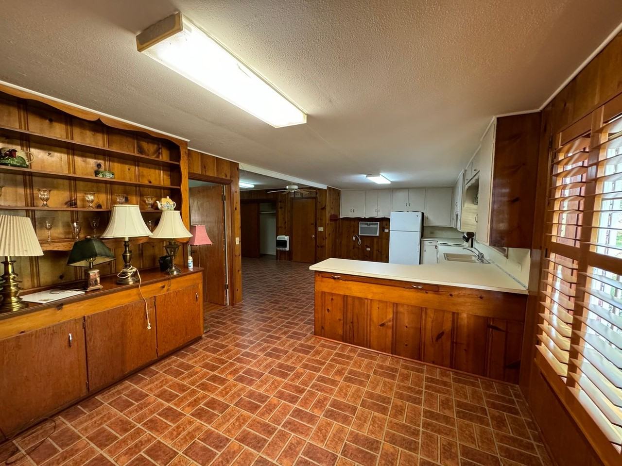 1290 Farm Road 3417 - Photo 3 of 11