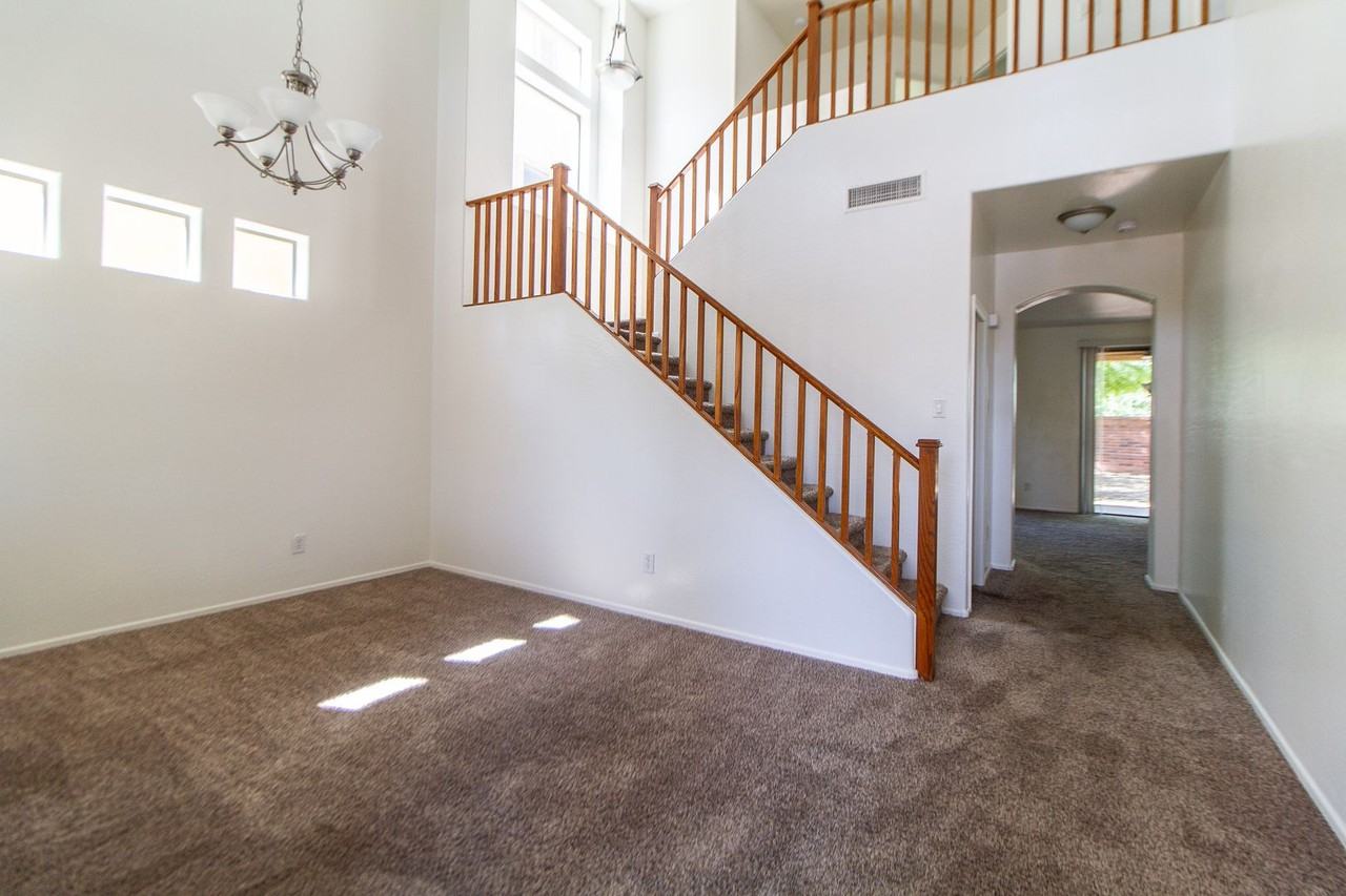 3873 E Bridgeport Pkwy - Photo 2 of 25