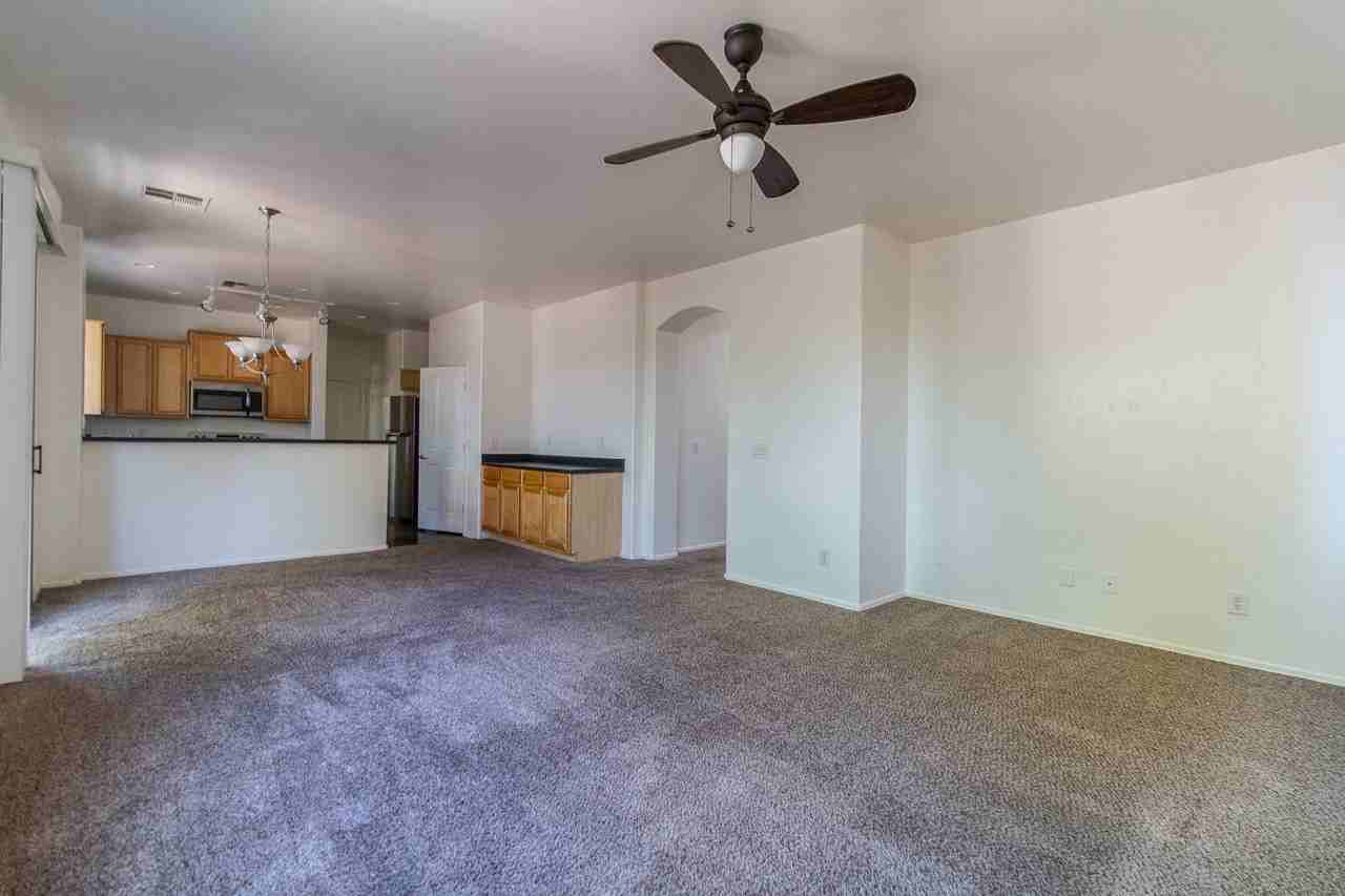3873 E Bridgeport Pkwy - Photo 5 of 25