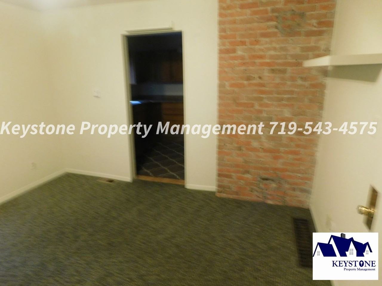 420 W 10th St #1 - Photo 2 of 10
