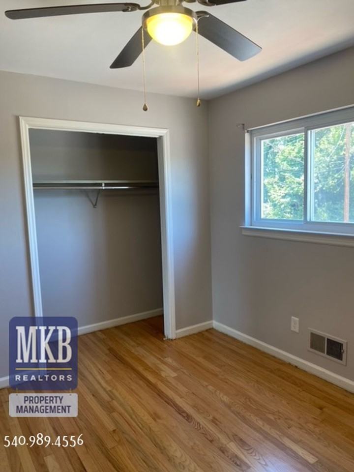 1817 Bluemont Ave Sw - Photo 5 of 14