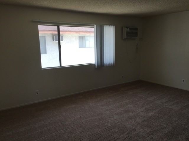 Cowan 10717-23 Western - Photo 2 of 10