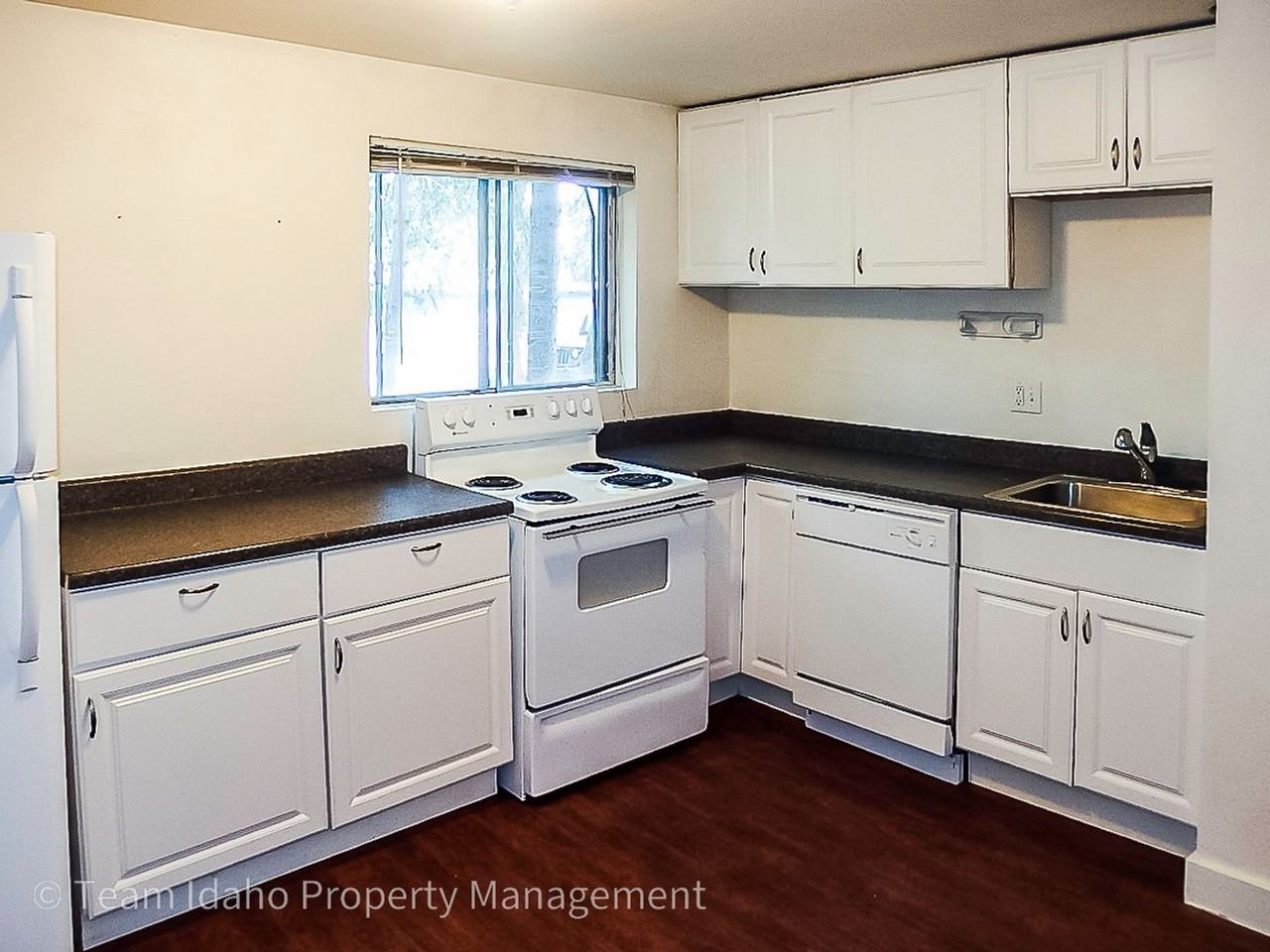 1119 King Road - Photo 3 of 25