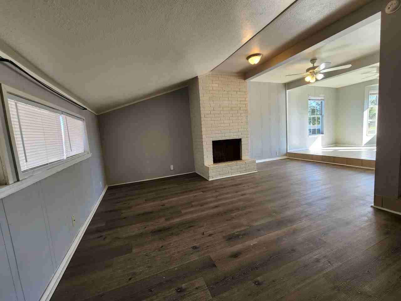 1101 Clairmont St - Photo 6 of 12